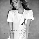 La camiseta de Victoria Beckham contra el SIDA