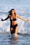 La cantante americana Ciara graba videoclip en la playa foto 08 - TELVA