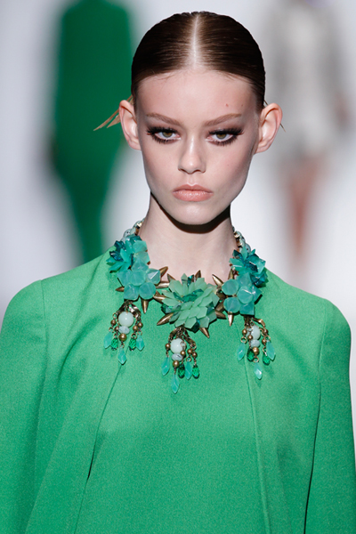 Maxi collar de flores de Gucci verde - TELVA