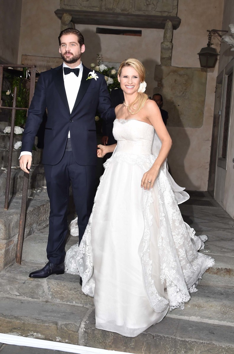 Abito Da Sposa Michelle Hunziker Con Eros Ramazzotti