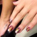 Nail art arty por Lea Michele