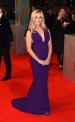 La actriz, embarazada, se decant por un vestido morado de Stella McCartney