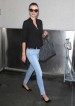 Miranda Kerr: con jeans pitillo y loafers