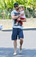 Chris Hemsworth  y su hija.