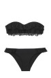 Bikini negro con detalle de puntillas de Etam (29,90 euros el sujetador y 14,90 euros la braguita)