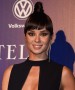 Dafne Fernández con flequillo fake en los Premios TELVA