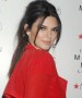 Kendall Jenner: nude caramelo