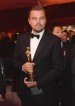 Leonardo DiCaprio en la fiesta del gobernador tras los Oscar