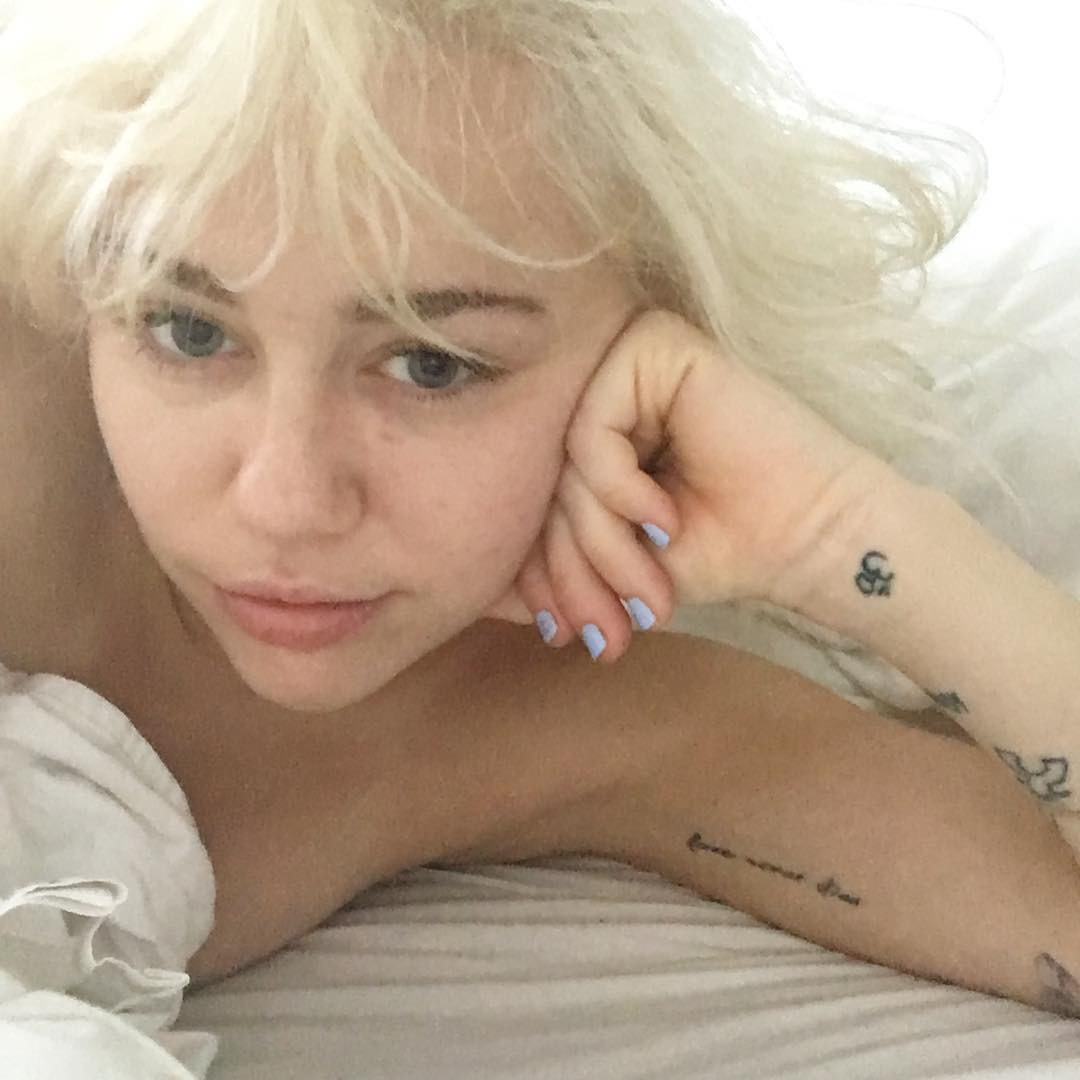 Miley Cyrus - Así son las celebrities sin maquillar 