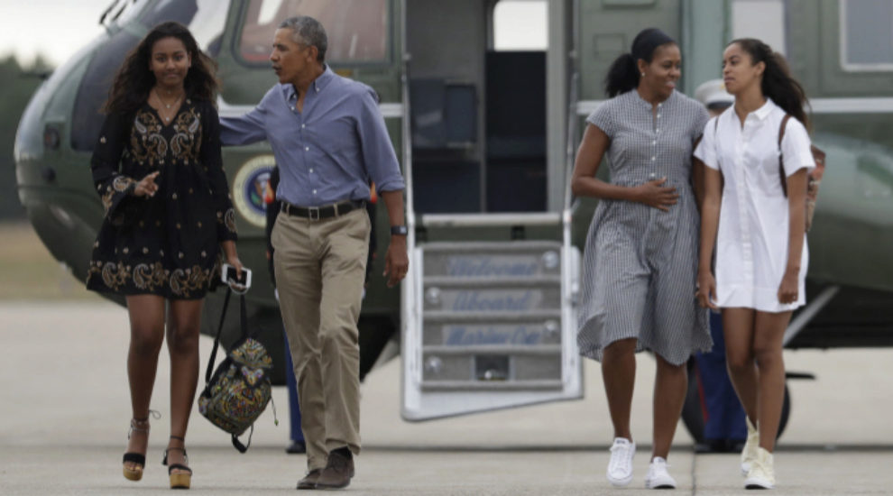 Sasha, Barack, Michelle y Malia Obama en Cape Cod en agosto de 2016.