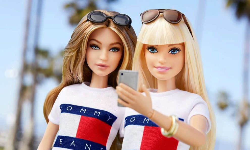 Gigi Hadid y Barbie, de Tommy Hilfiger