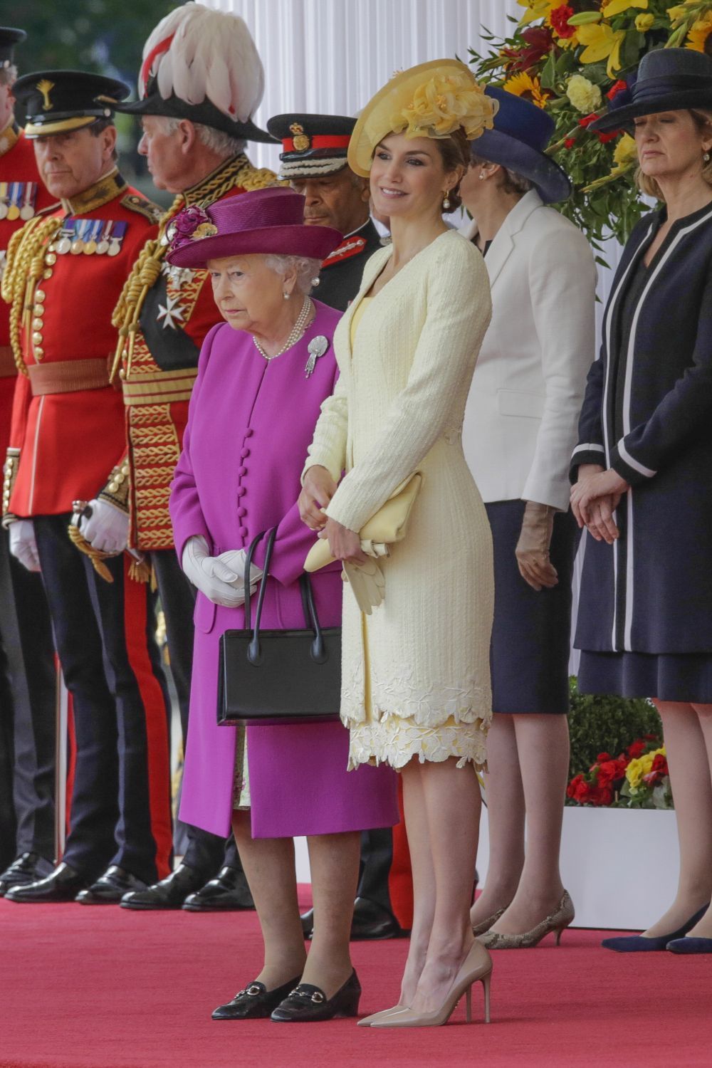 Isabel II y doa Letizia en Londres