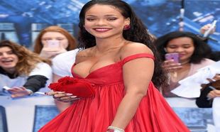 Rihanna, con un vestido rojo, en su última aparición