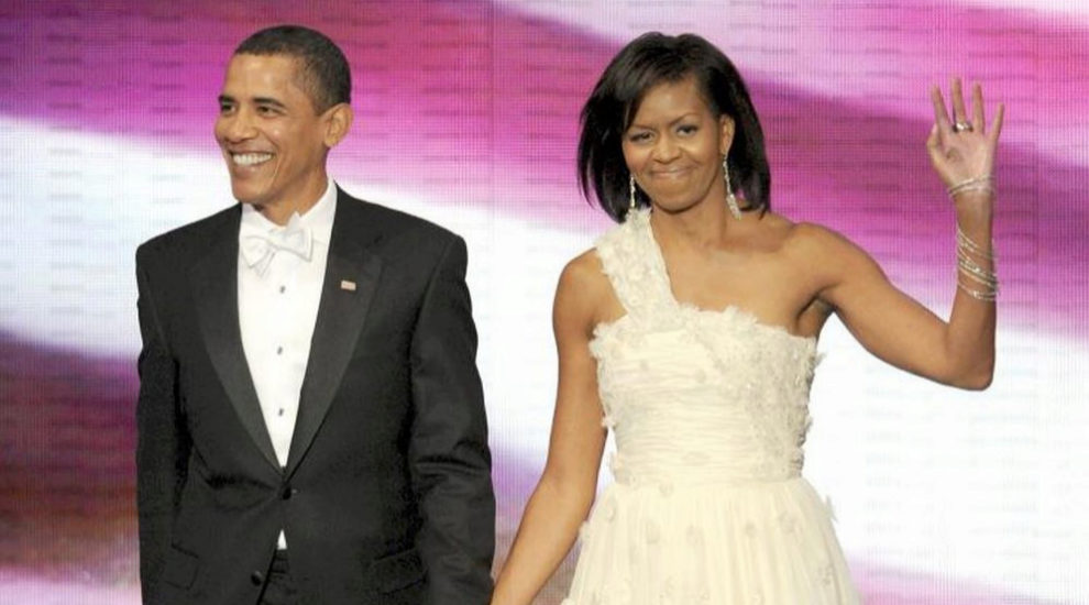 Michelle y Barack Obama llegando l Neighborhood Ball 2009