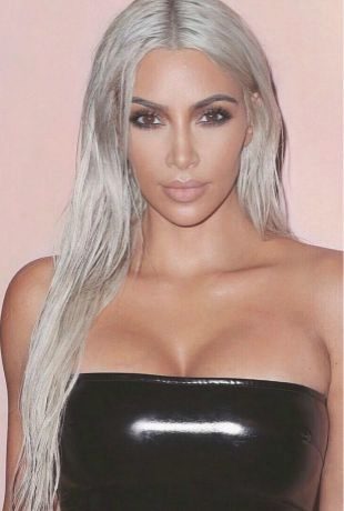 Kim Kardashian: dos estilos, dos looks