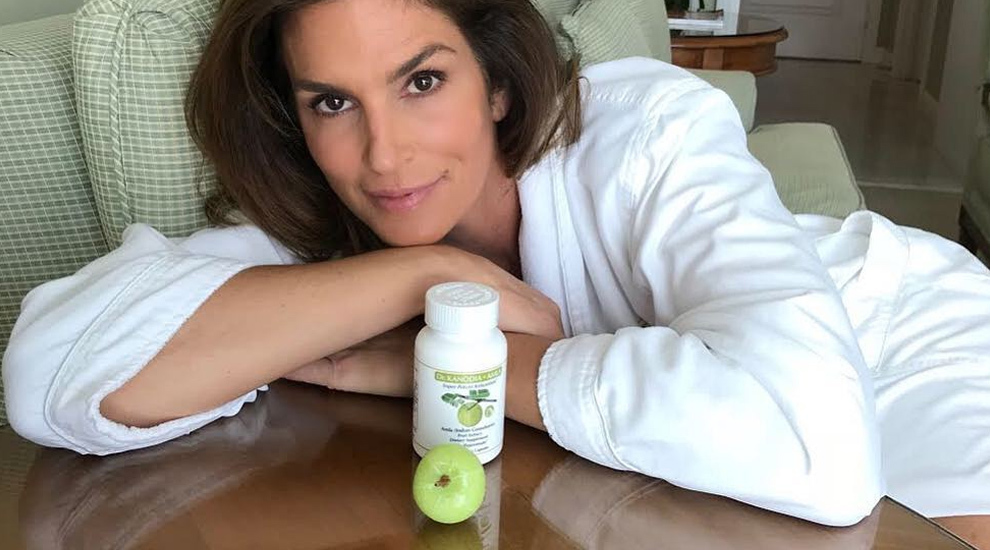 &quot;Amla a day keeps the doctor away&quot; reza Cindy Crawford a propósito de...