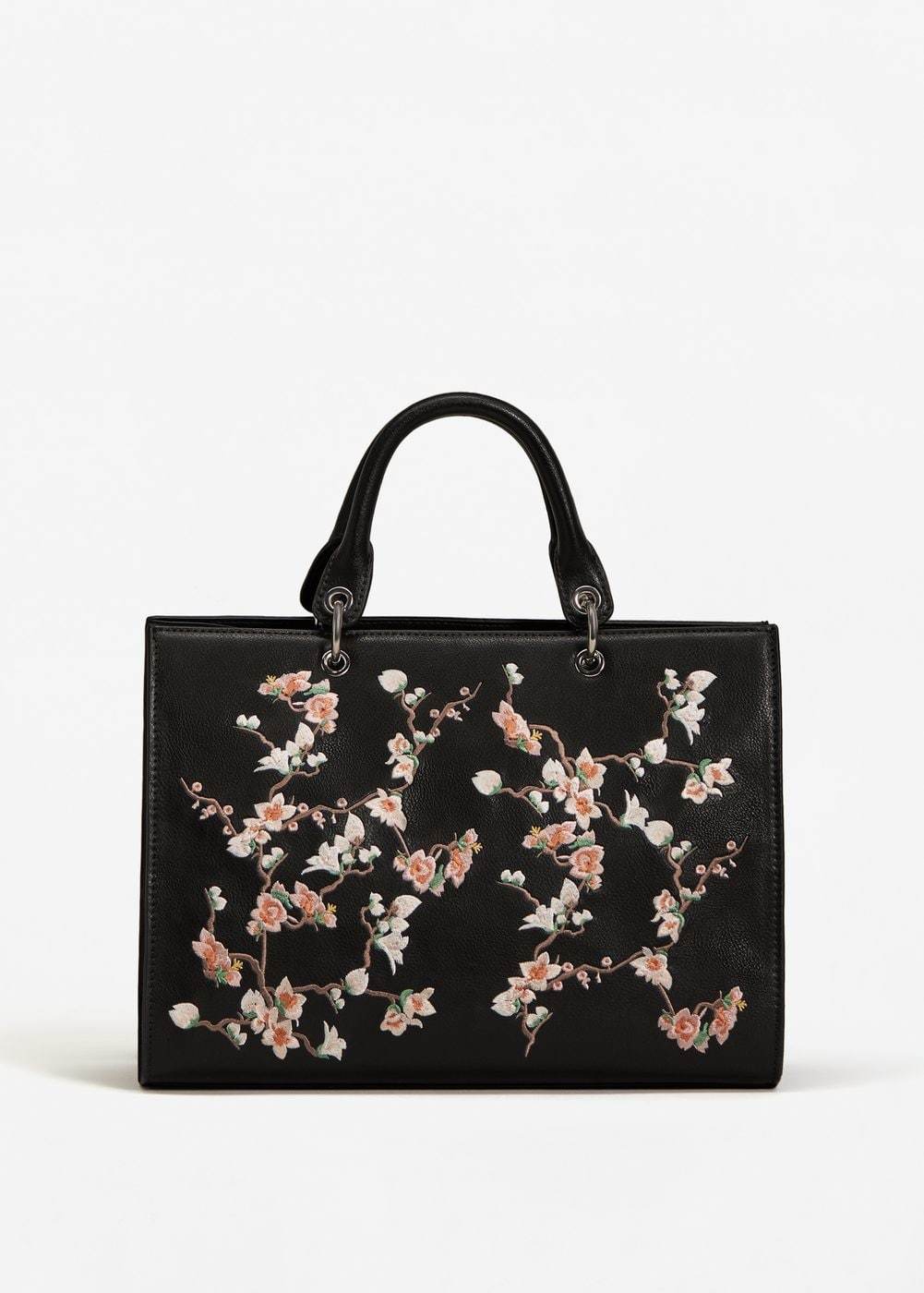 Bolso de mano con flores de almendro bordadas, de Mango (de 39,99 a...