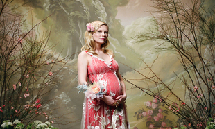 Kirsten Dunst posa embarazada para Rodarte.