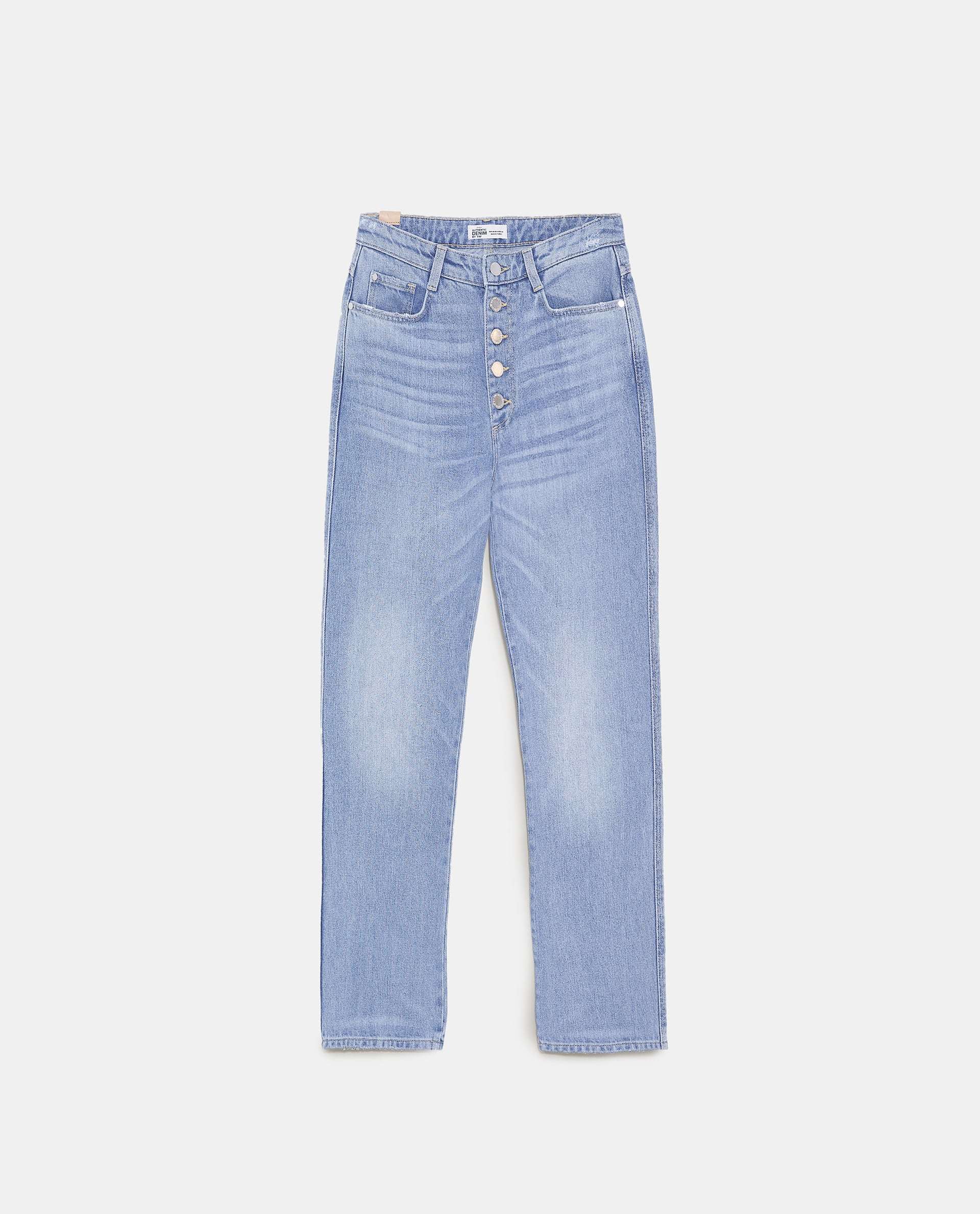 Jeans claros de Zara (29,95 euros)