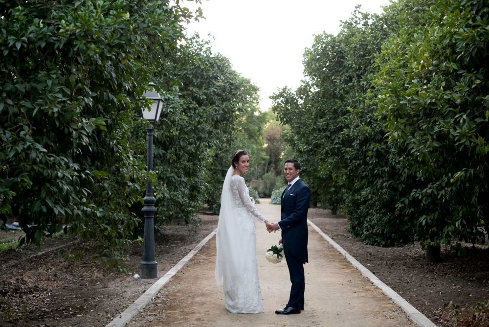 Inma y Alberto se casaron en una romntica boda en el barrio de...