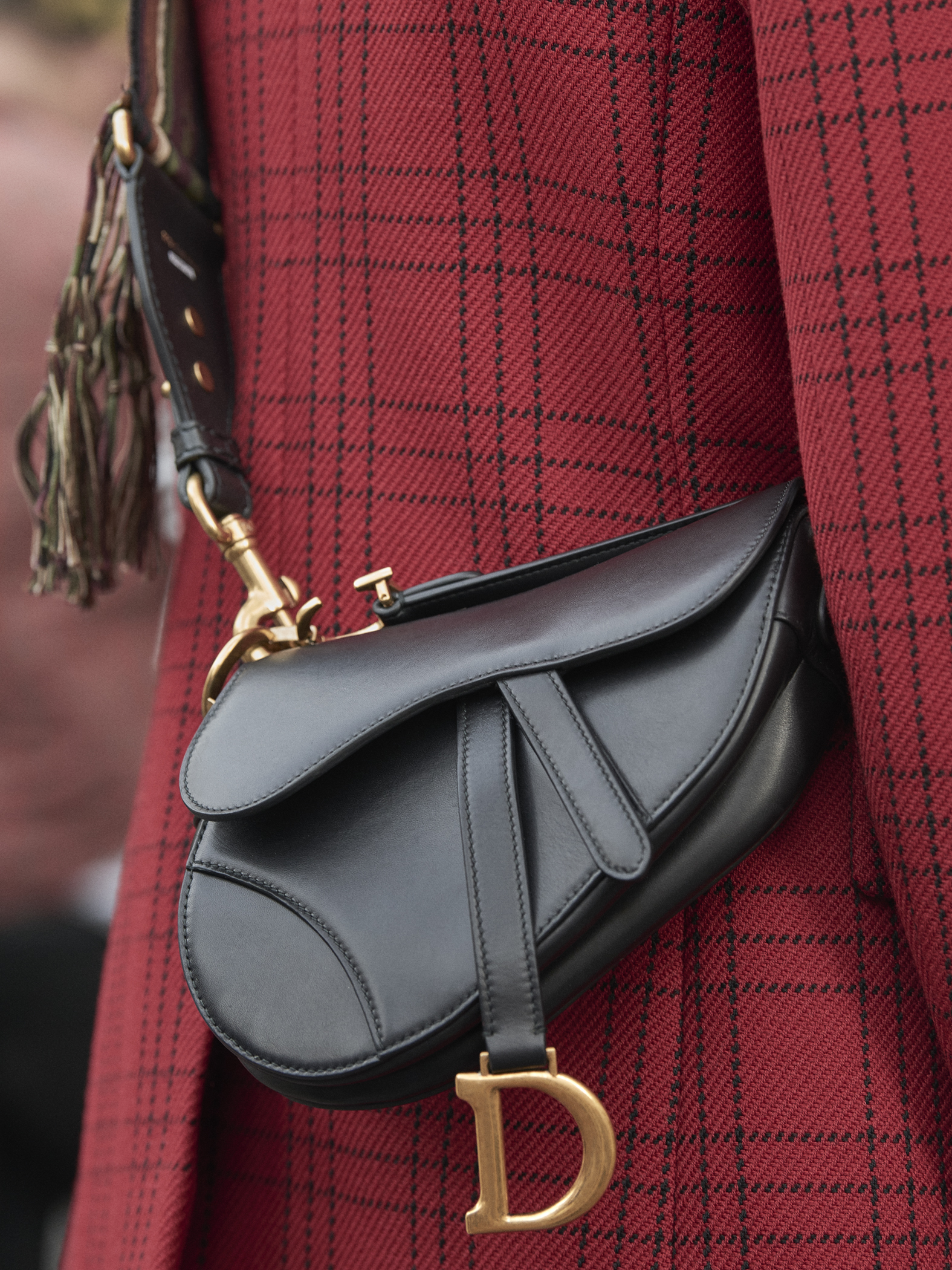 Saddle Bag Vuelve El Icónico Bolso De Dior