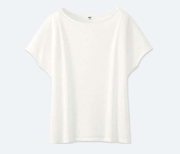 Camiseta básica blanca, de Uniqlo (9,90 euros).