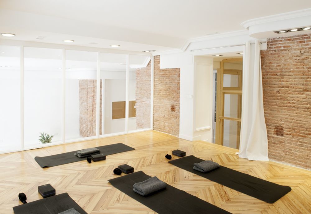 Zentro Urban Yoga | Estos centros de yoga en Madrid no son como...