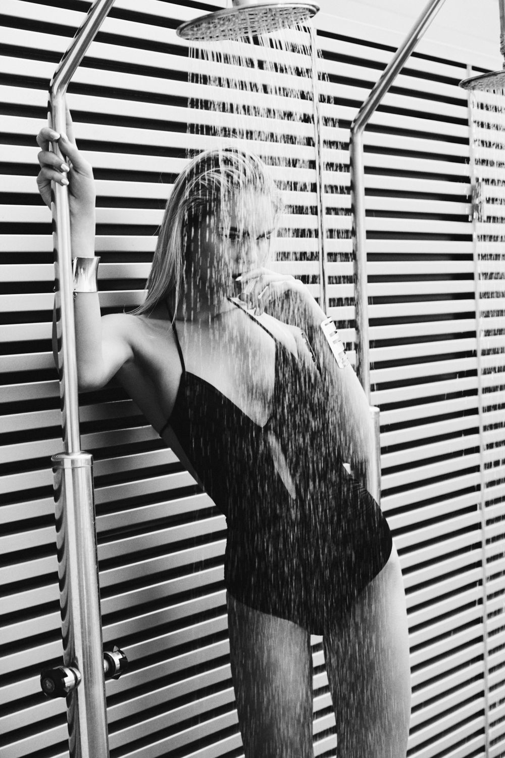 La ducha debería durar de cinco a 15 minutos como máximo según los expertos para respetar la barrera hipolipídica de la piel.