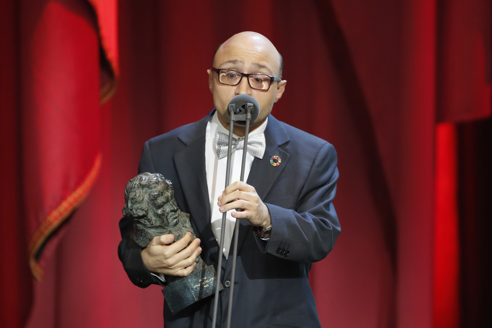 Jesús Vidal durante su discurso al ganar el premio a Mejor Actor Revelación en los Goya 2019.
