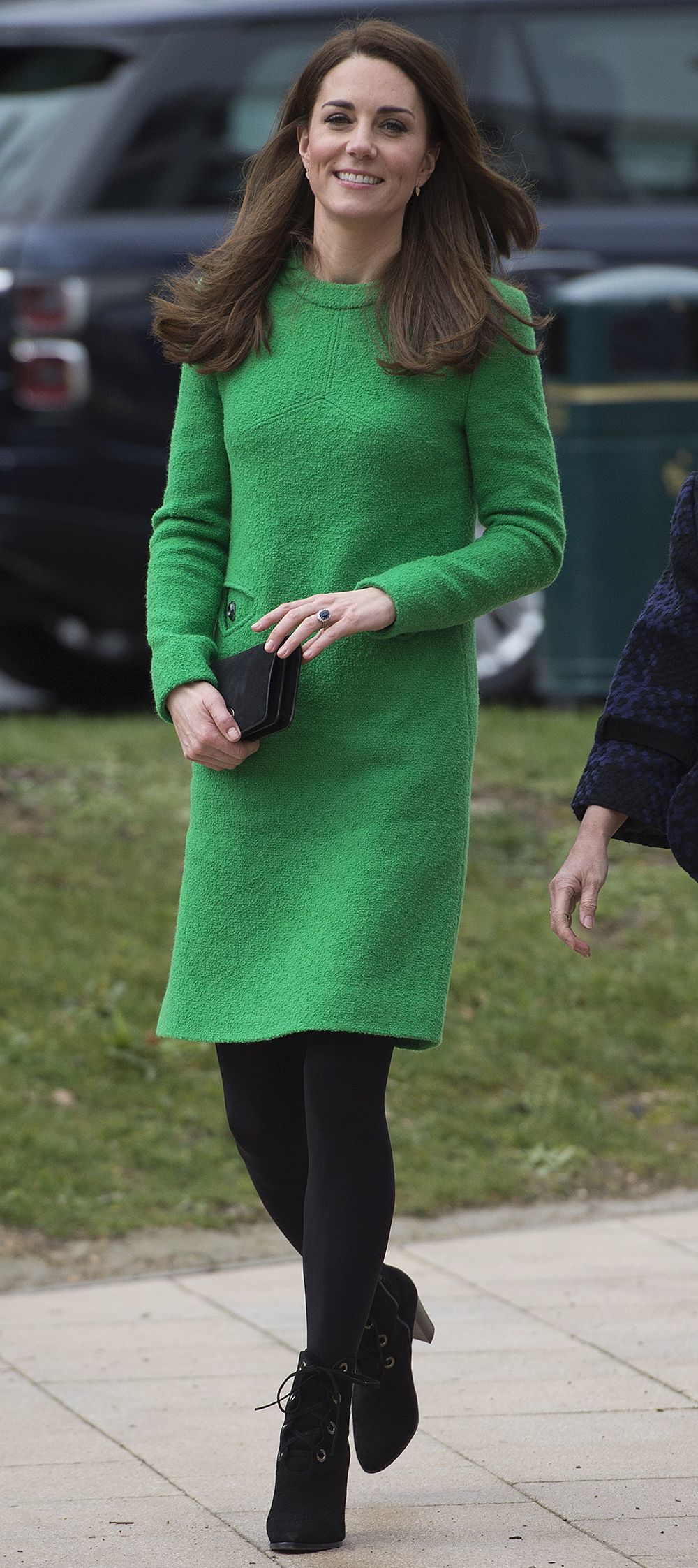 conformidad santo trimestre Kate Middleton se apunta a los botines de la temporada en su look menos  clásico | Telva.com