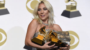 Lady Gaga en los Grammy 2019.