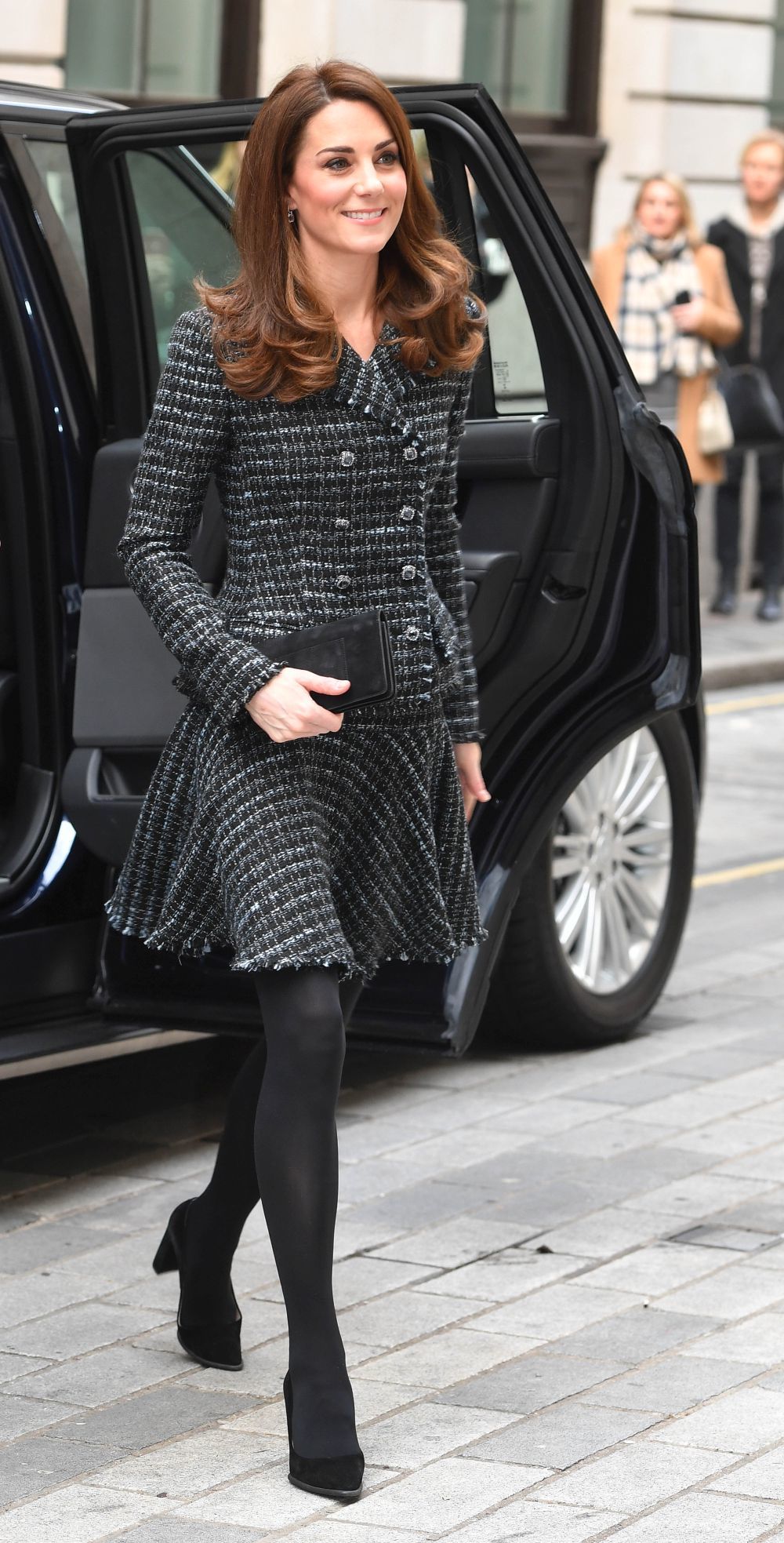 color Confesión café Kate Middleton recurre al imabatible traje de tweed | Telva.com