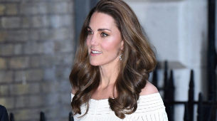Kate Middleton se apunta a la tendencia del vestido blanco.