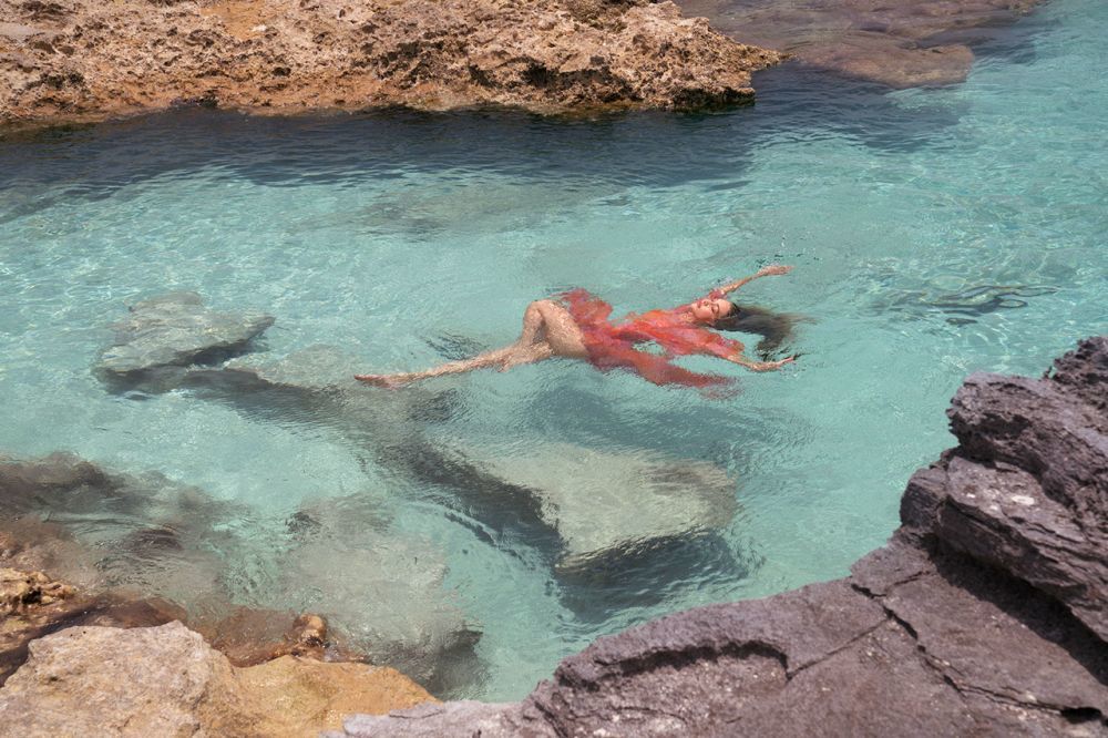 La campaña de Michael Kors Wonderlust ha sido fotografiada por Inez & Vinoodh en las islas de Turks & Caicos.