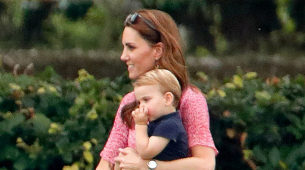 Kate Middleton en el polo con el prncipe Louis.