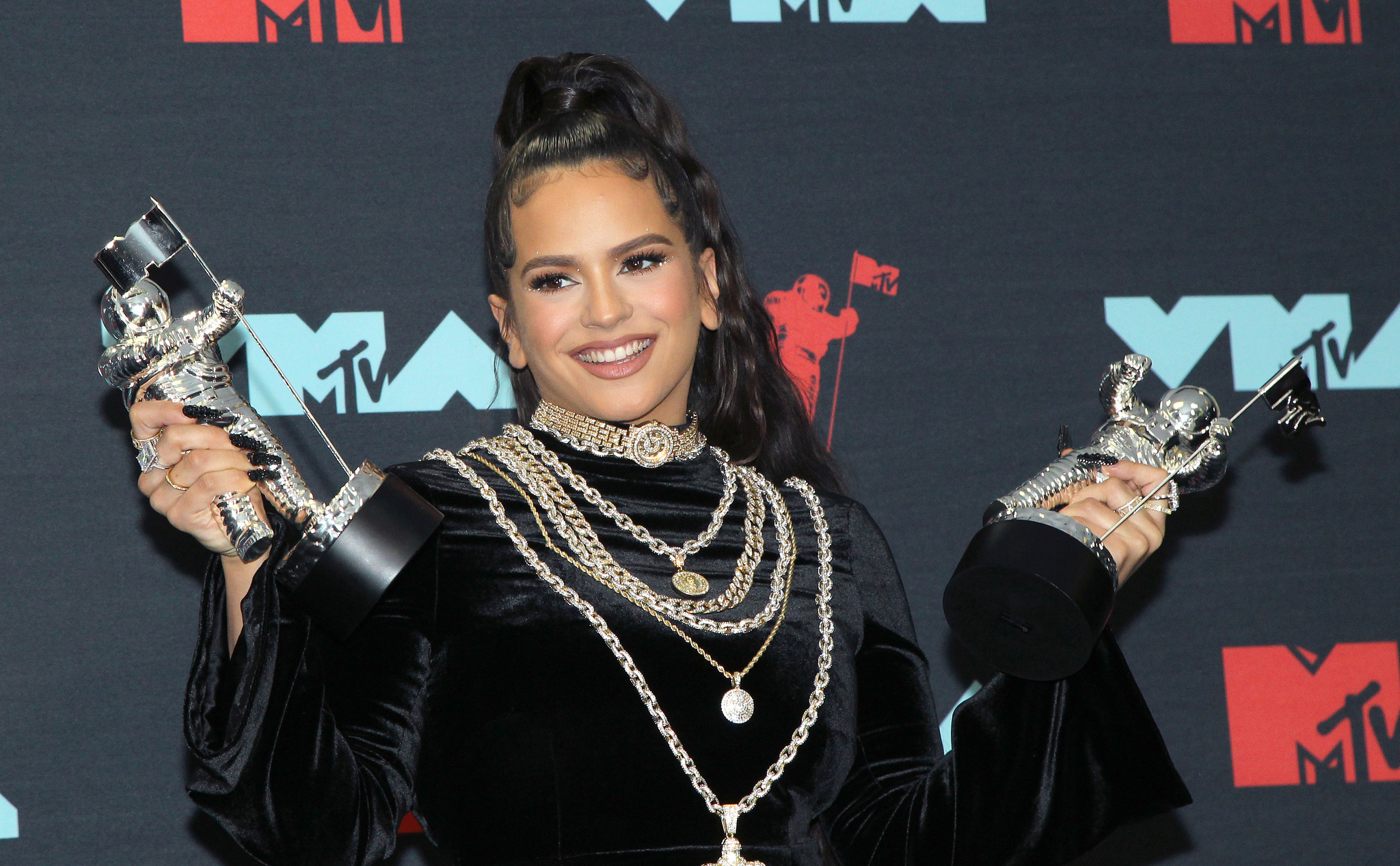 Rosalía consigue dos premios en los MTV VMAs