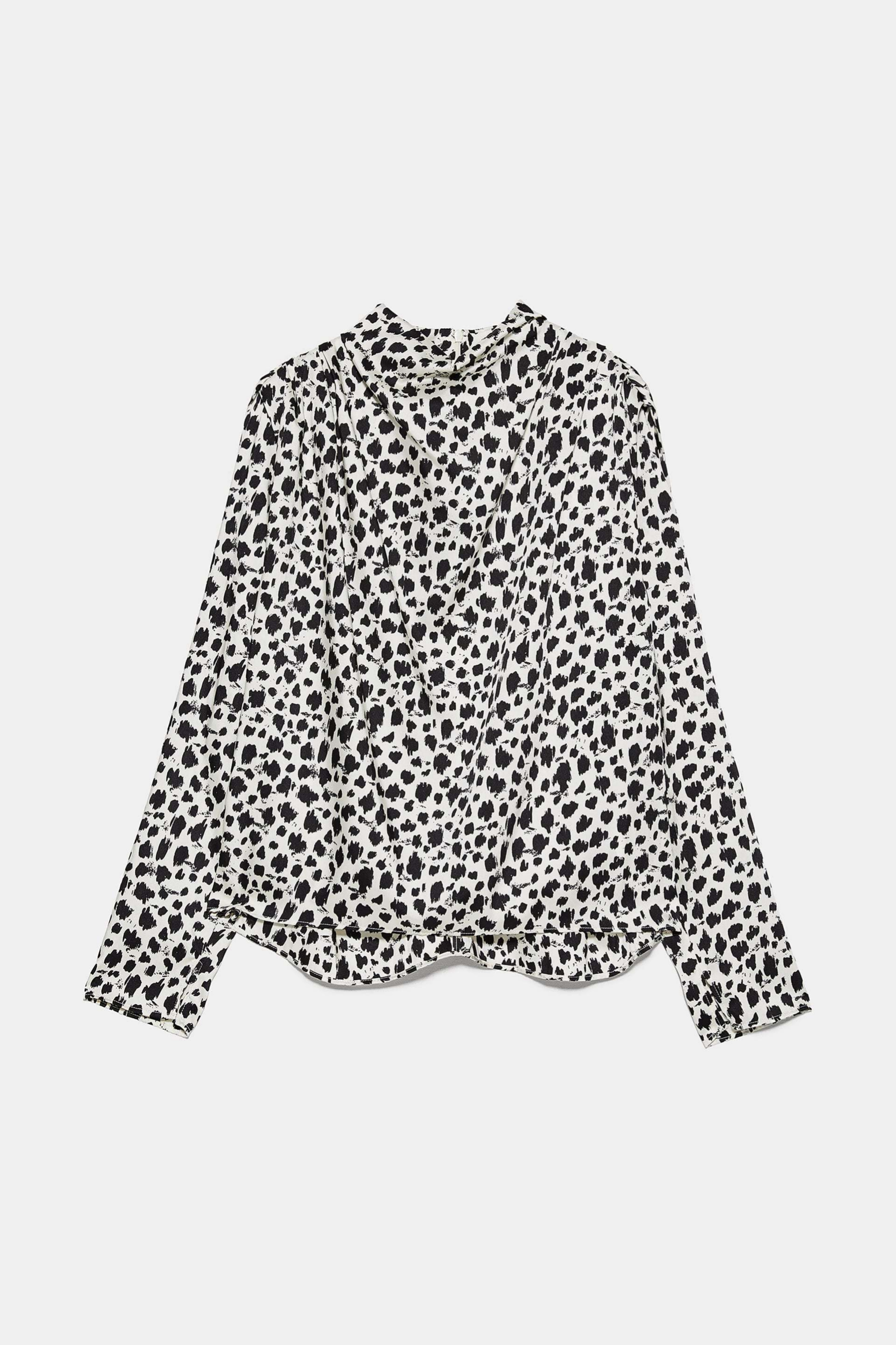 Blusa estampada con pliegues de Zara (29,95¤)