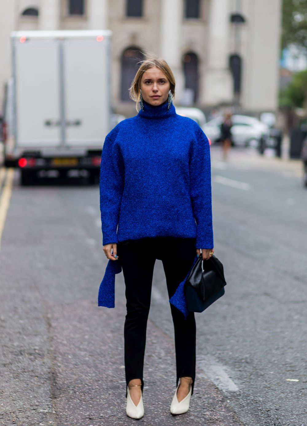 Pernille Teisbaek combina los leggings con jersey de lana.