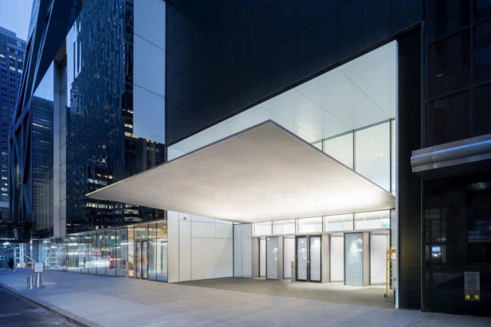 La reforma del MoMA incluye una nueva entrada iluminada en la calle 53.