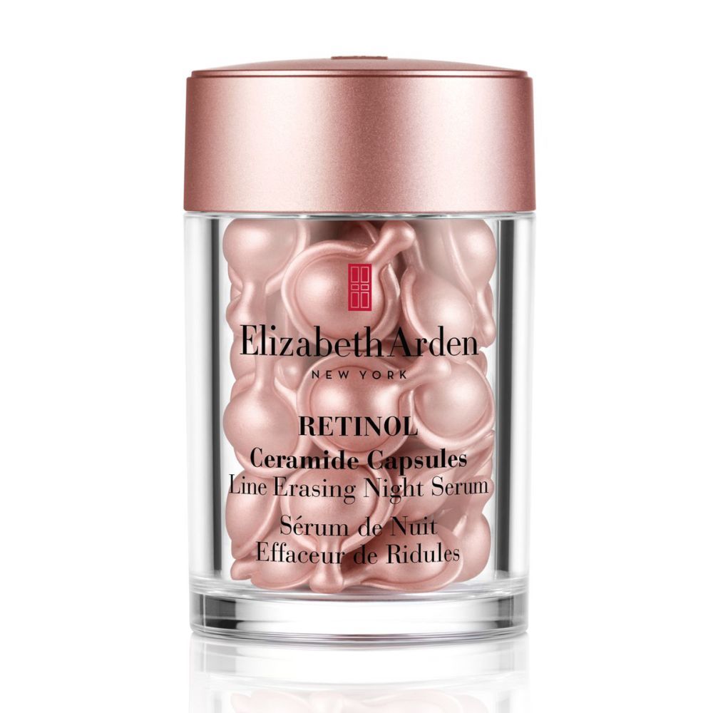 Suero de noche alisador de arrugas con retinol de Elizabeth Arden (58 euros, 30 cápsulas) que mejora la textura, el tono y la luminosidad de la piel y minimiza los poros.