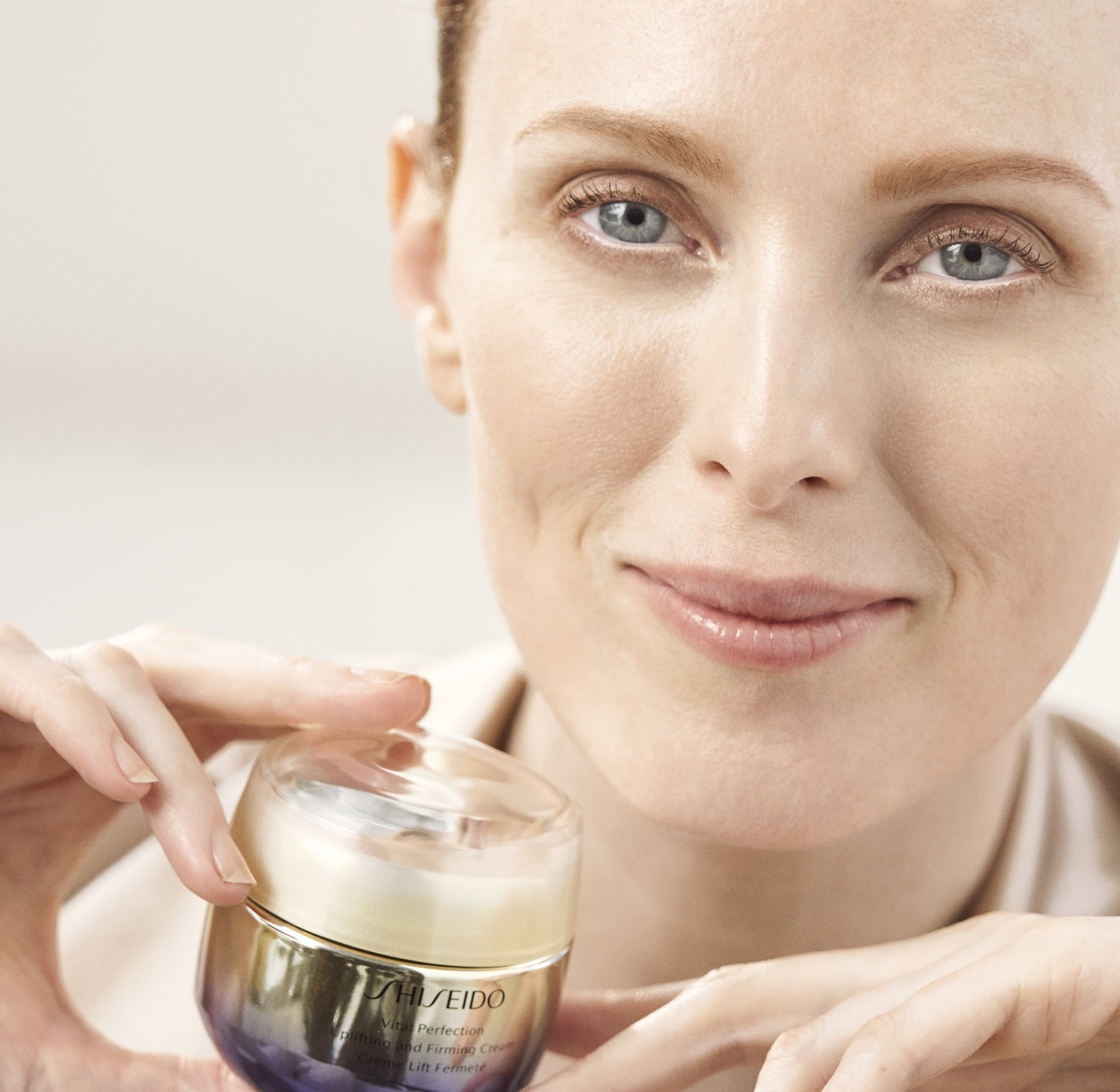 Inspirada en la neurociencia, la tecnología ReNeura++TM de Shiseido mejora la capacidad de renovación de la piel.
