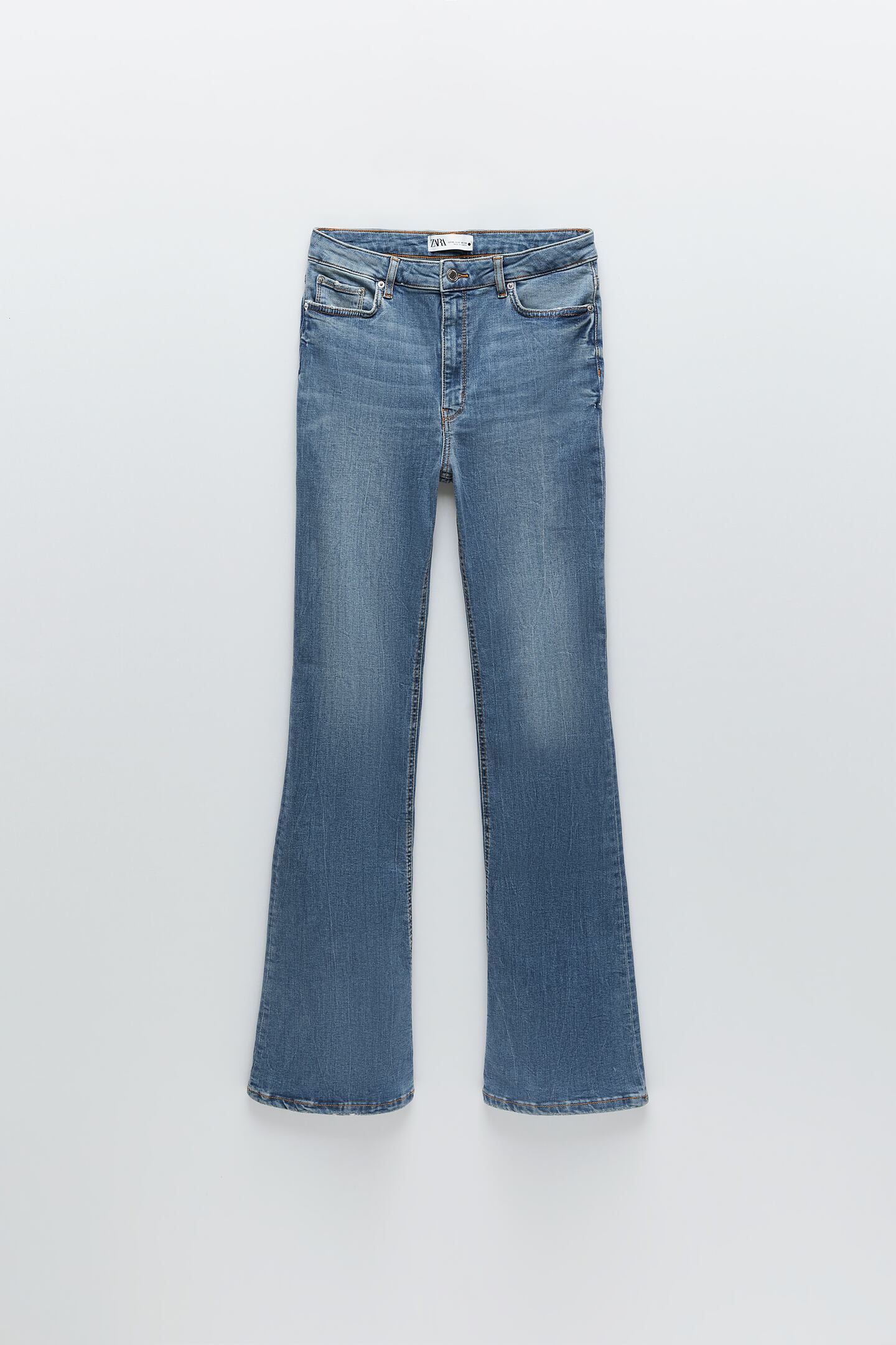 Jeans Premium Hw Skinny flaredetalle. 29,95 euros. Zara.