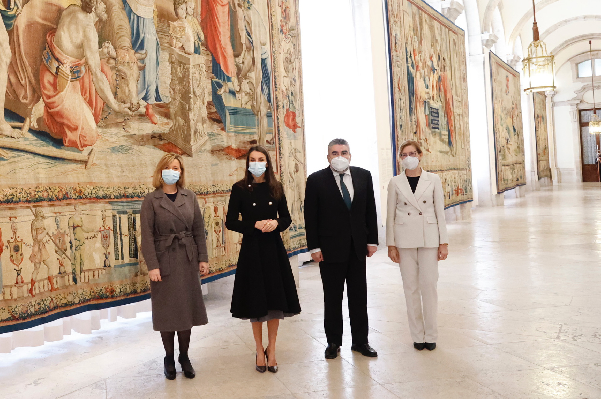 La reina Letizia en la inauguracin de la exposicin de tapices de Rafael en el Palacio Real.