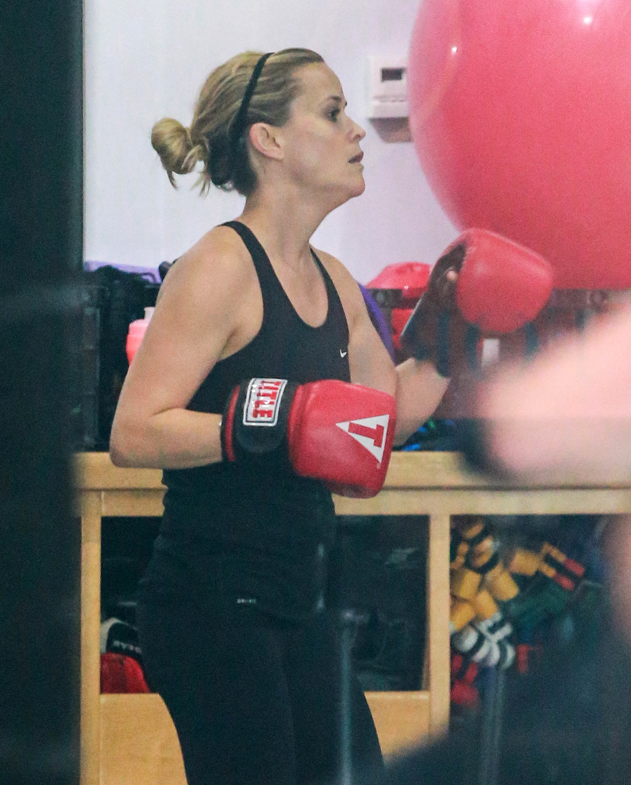 Reese Whiterspoon también practica boxeo.