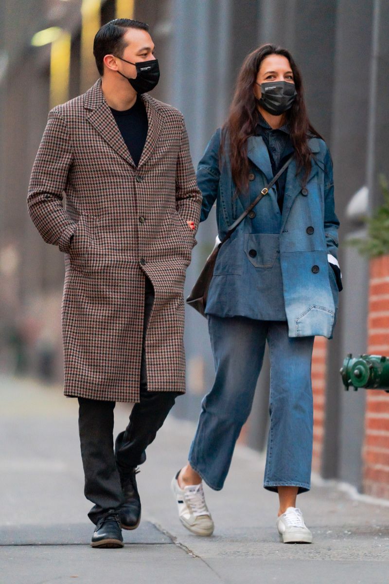 Katie Holmes de paseo con su novio Emilio Vitolo