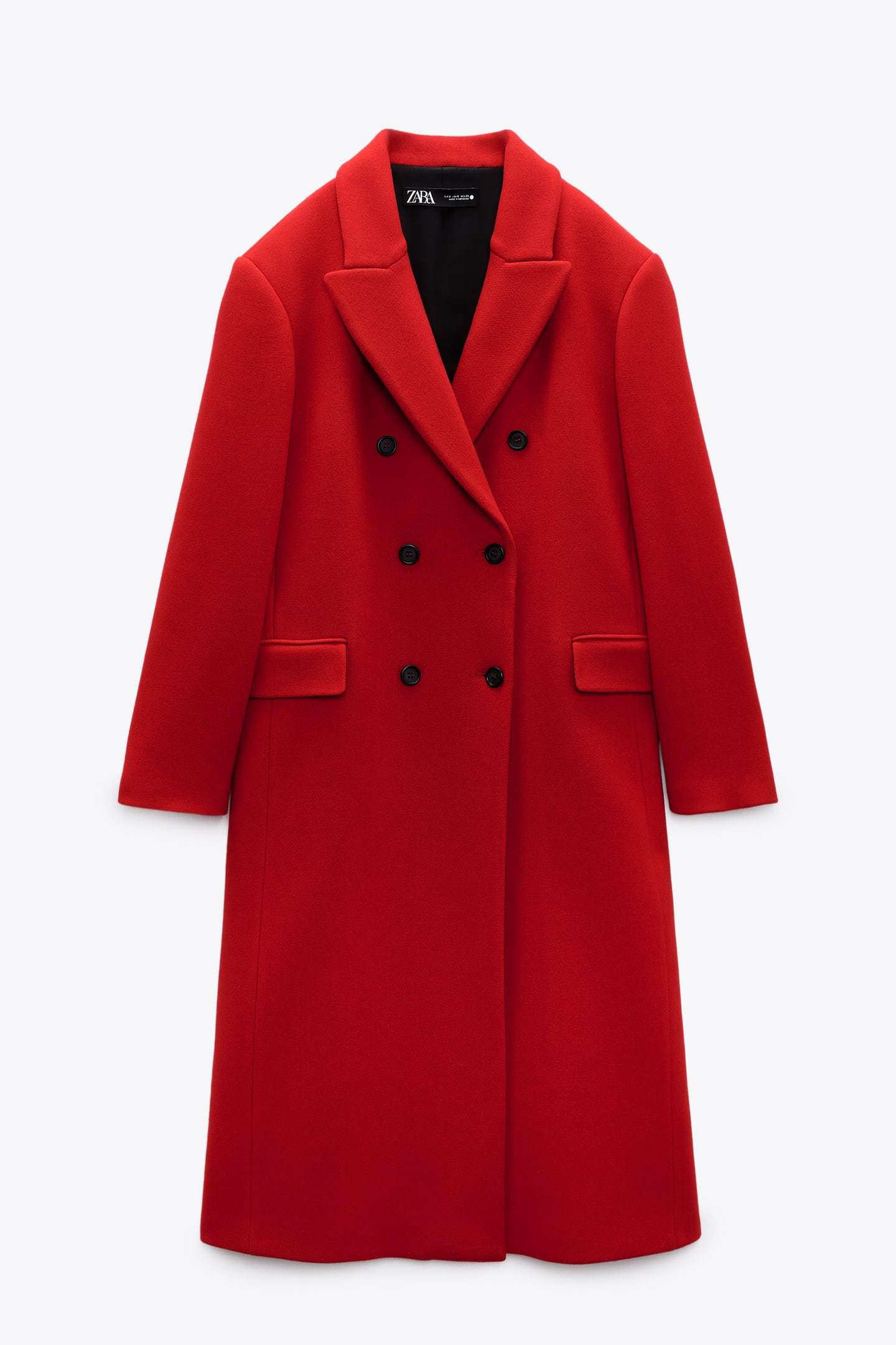 Abrigo rojo de Zara.