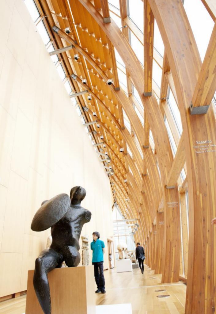 La Art Gallery, proyectada por Frank Gehry.
