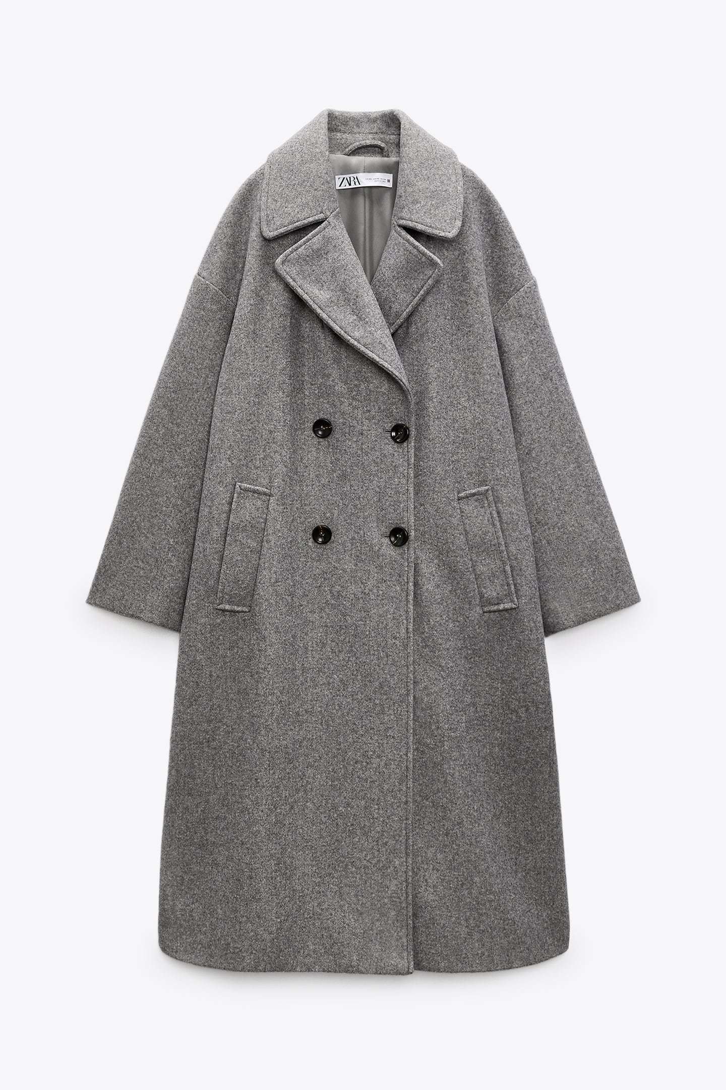 Abrigo gris de Zara.
