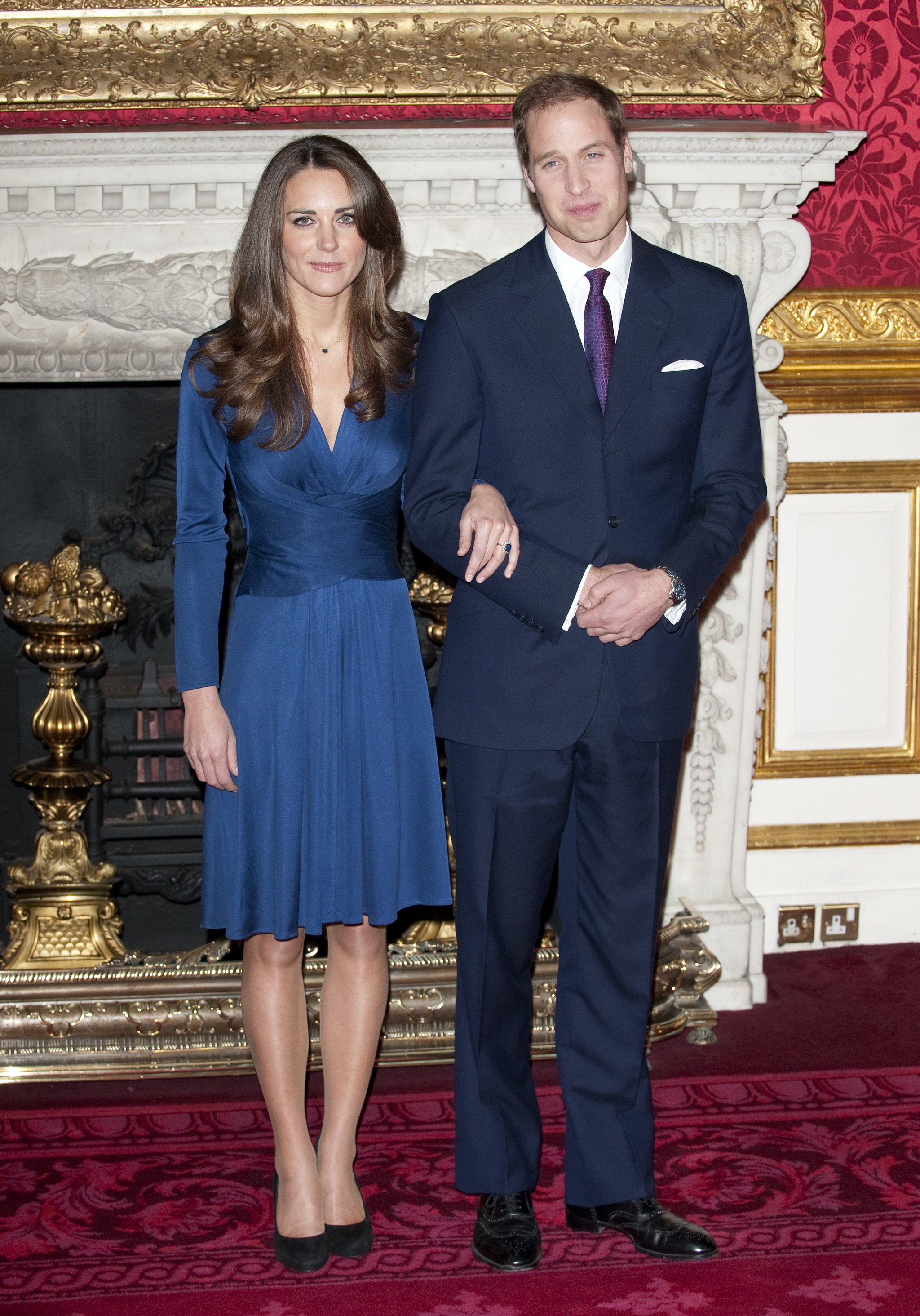 El príncipe Guillermo y Kate Middleton el día que anunciaron su compromiso.