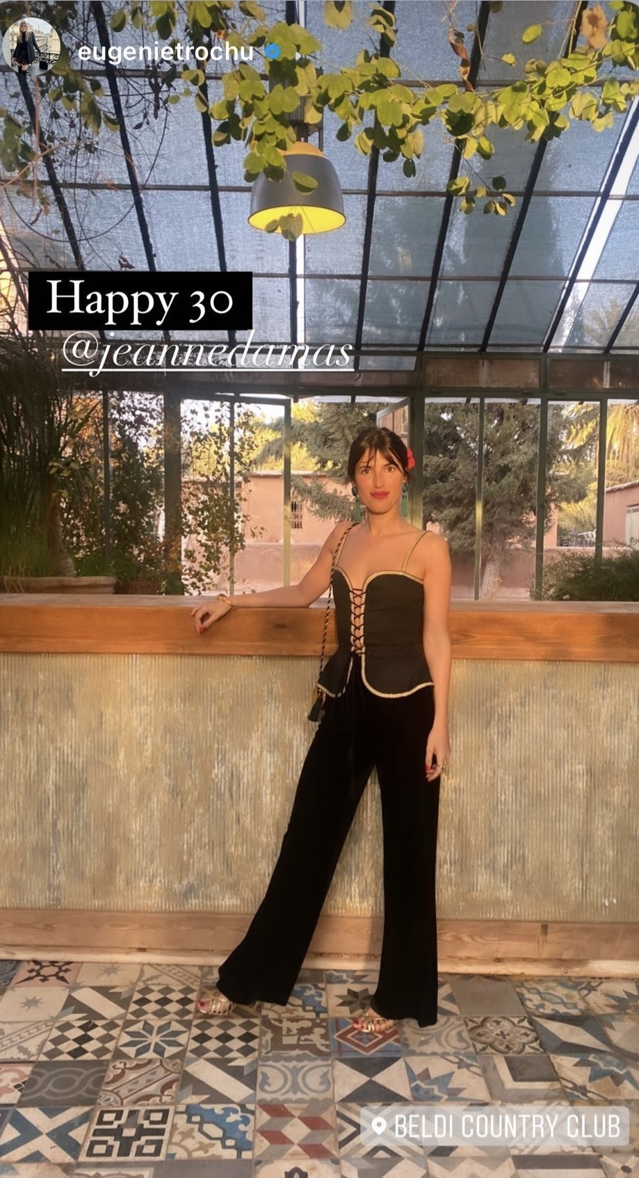 El look de Jeanne Damas para su 30 cumpleaños